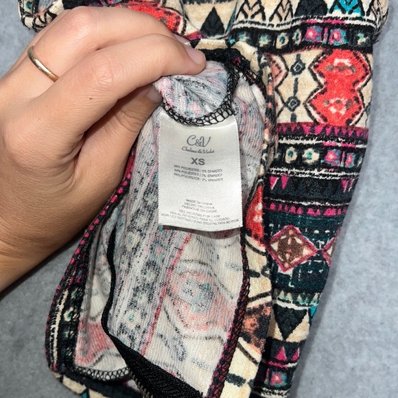 Chelsea & Violet Aztec Print Zippered Back Top - Picture 3 of 4